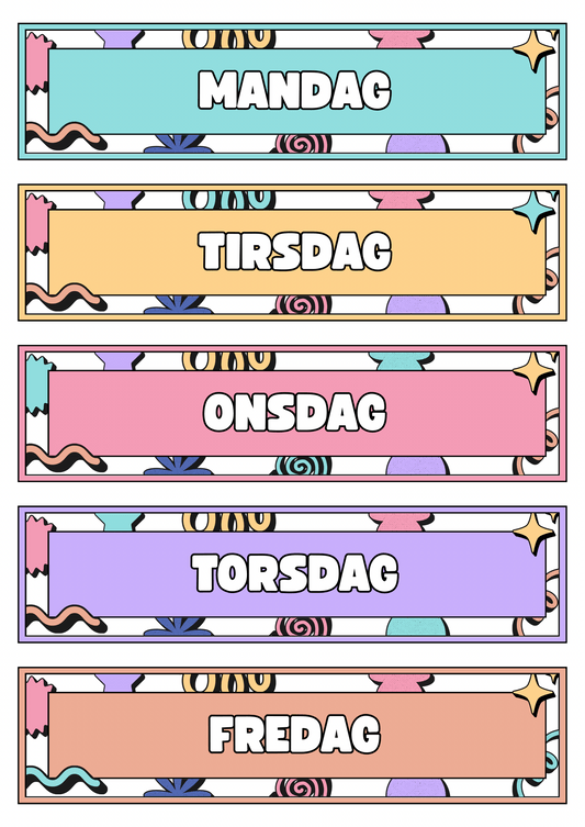 Dagsplan til klasserommet med merkelapper til utstyr – forsiden